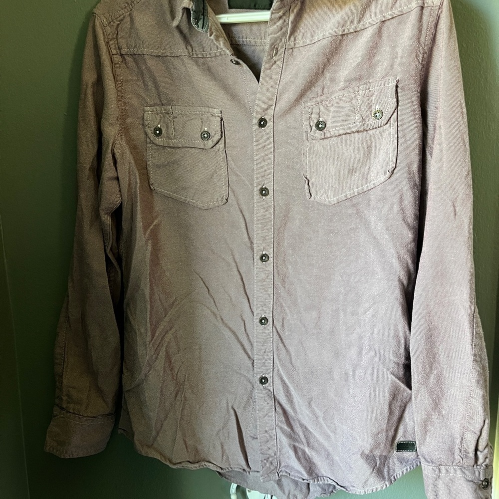 Outpost Casual Button-Up Shirt in Light Red